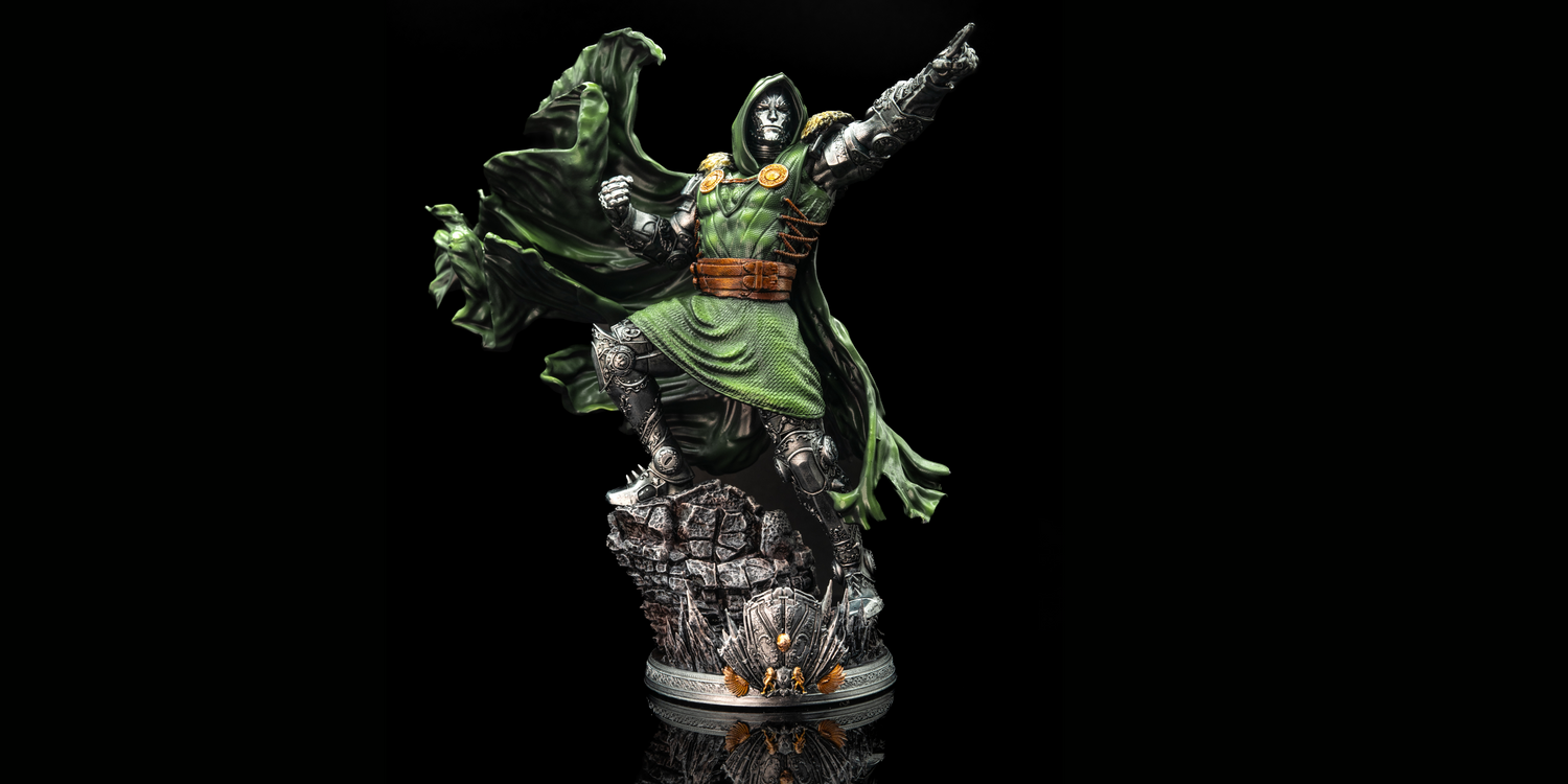 Doctor Doom Marvel Resin Figure Premium | Hand-Painted Collectible Statue | Comic Villain 20cm